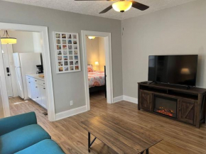 Warren 1 Bedroom Unit near Xavier Downtown